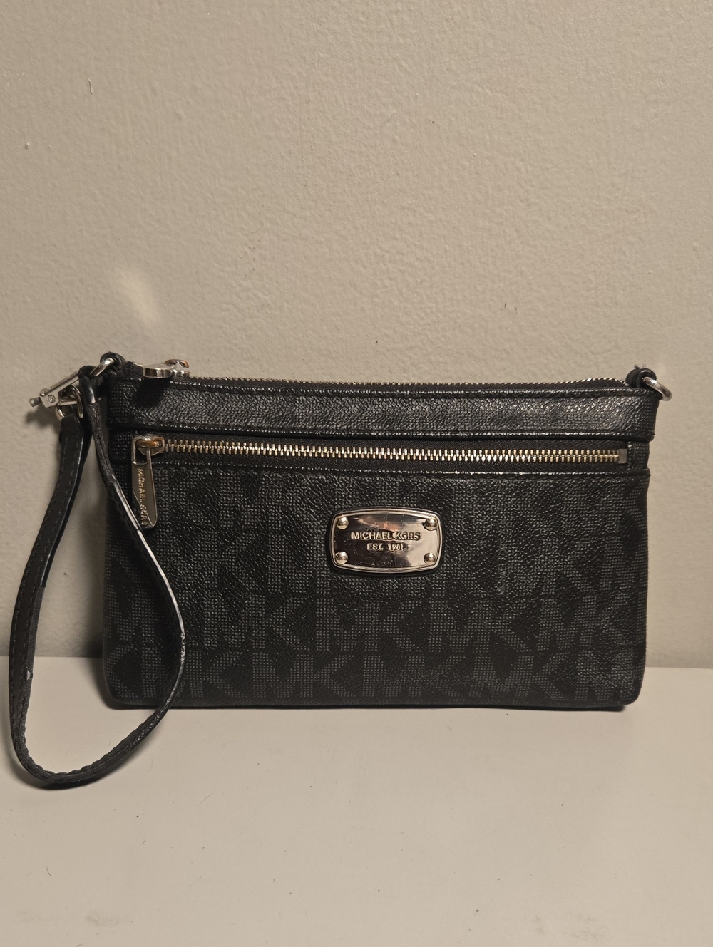 Michael Kors Black & Gray Signature Wristlet